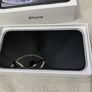iPhone 12